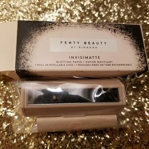 Fenty Beauty blotting papers